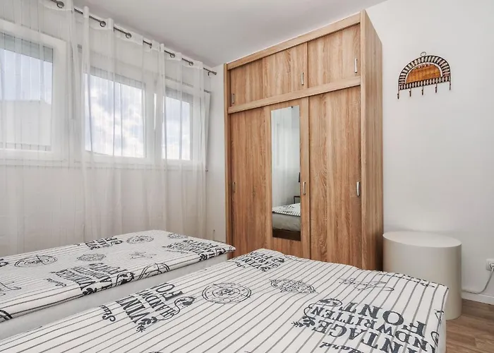 Apartman Mare *